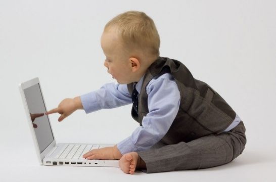 bebes-internet-juegos-pintar-ordenador-aplicaciones-ninos-colorear-listg.jpg